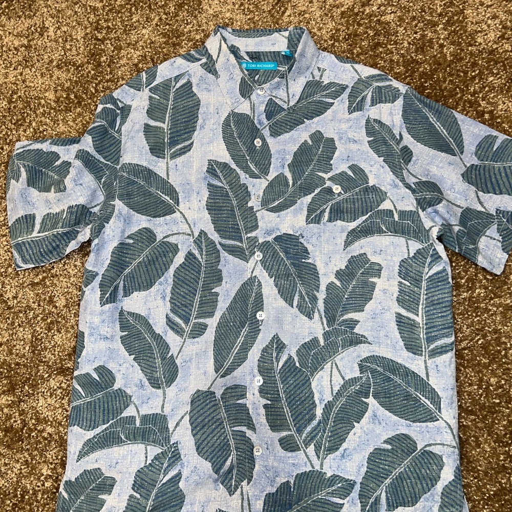 Tori Richard Blue and Green Tropical Leaf Shirt